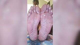 Latina Soles: Nut Busting Soles oily #3