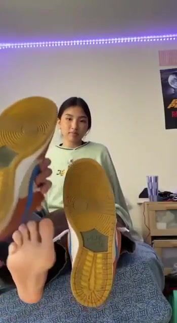 This is the last vid I got of her. Hope y'all enjoy