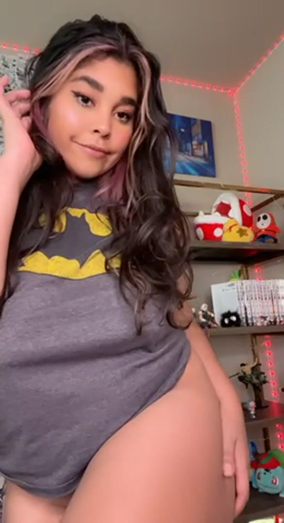 Hey Papi! I’ll suck your cock if you suck on my nipples… deal?????