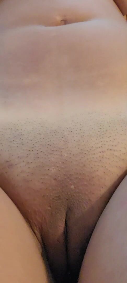 Interact if you will fuck my Wet Mexican pussy Papi