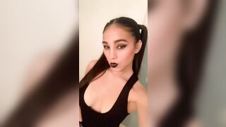 Latinas: Do we support goth latinas here ❓ i just like to mix it up ♥️♥️♥️♥️ #2