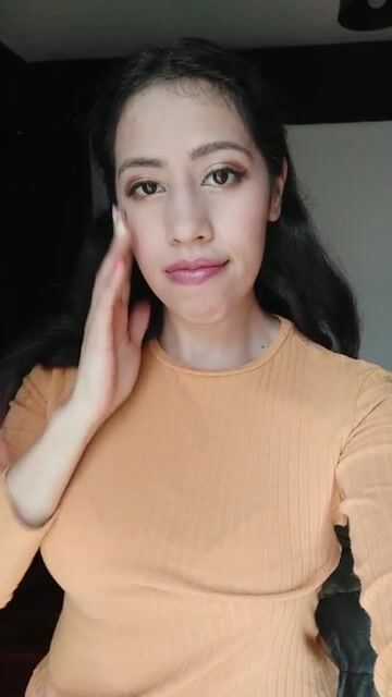 Squeeze them firmly for me