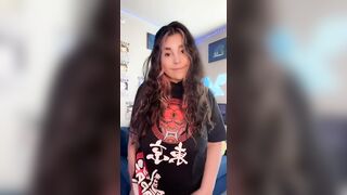 Latinas: Fuck me raw or pass… what’s your answer Papi #3