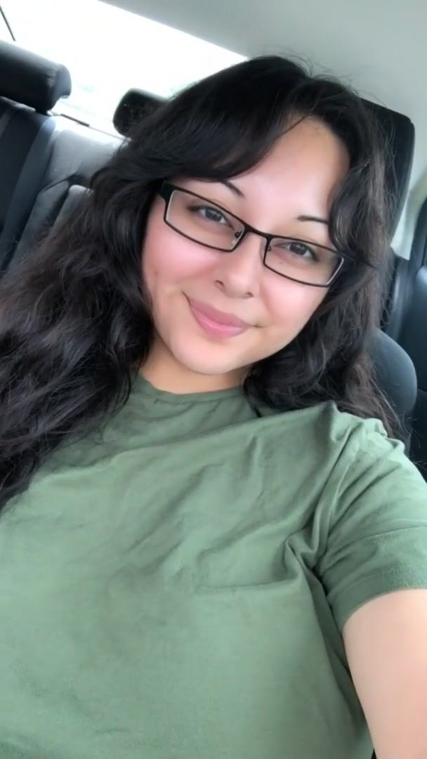 I love flashing my big titties in the car ;) 26f