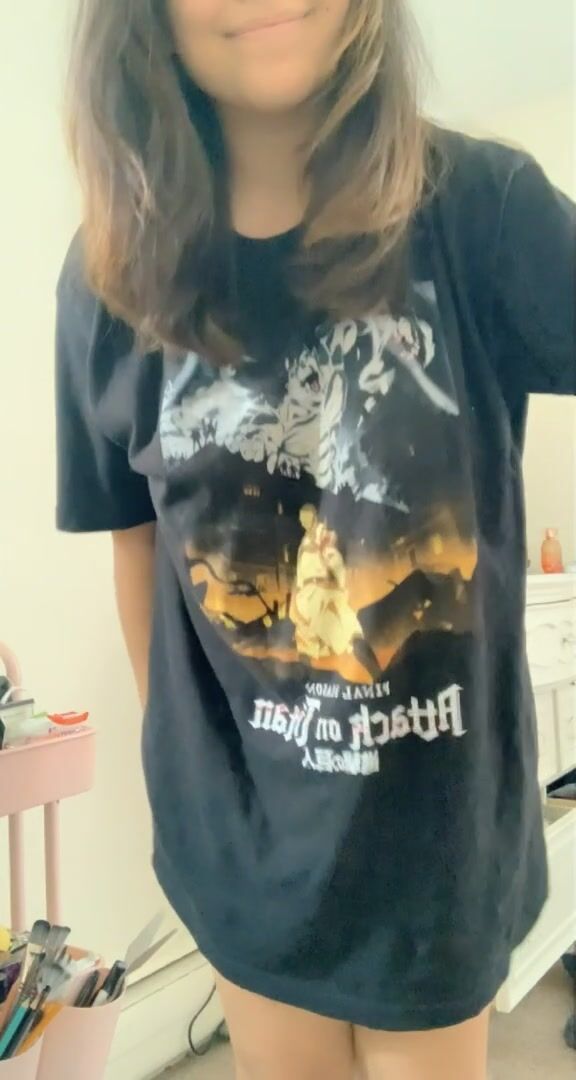 Nerdy and busty college student. Would you smash?