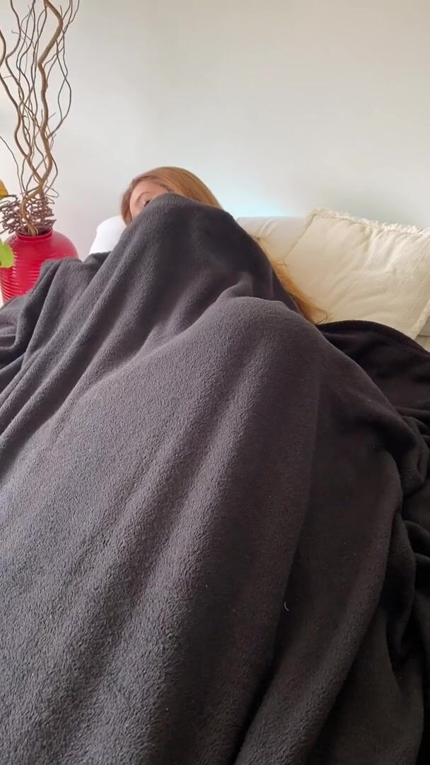 Is there a petite Brazilian x Russian girl on your to-do list today ?