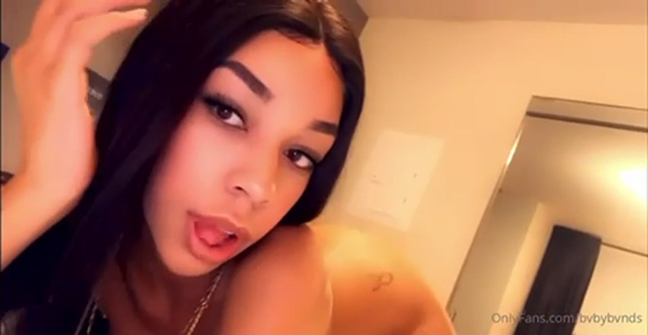 Can I be your latina girlfriend?
