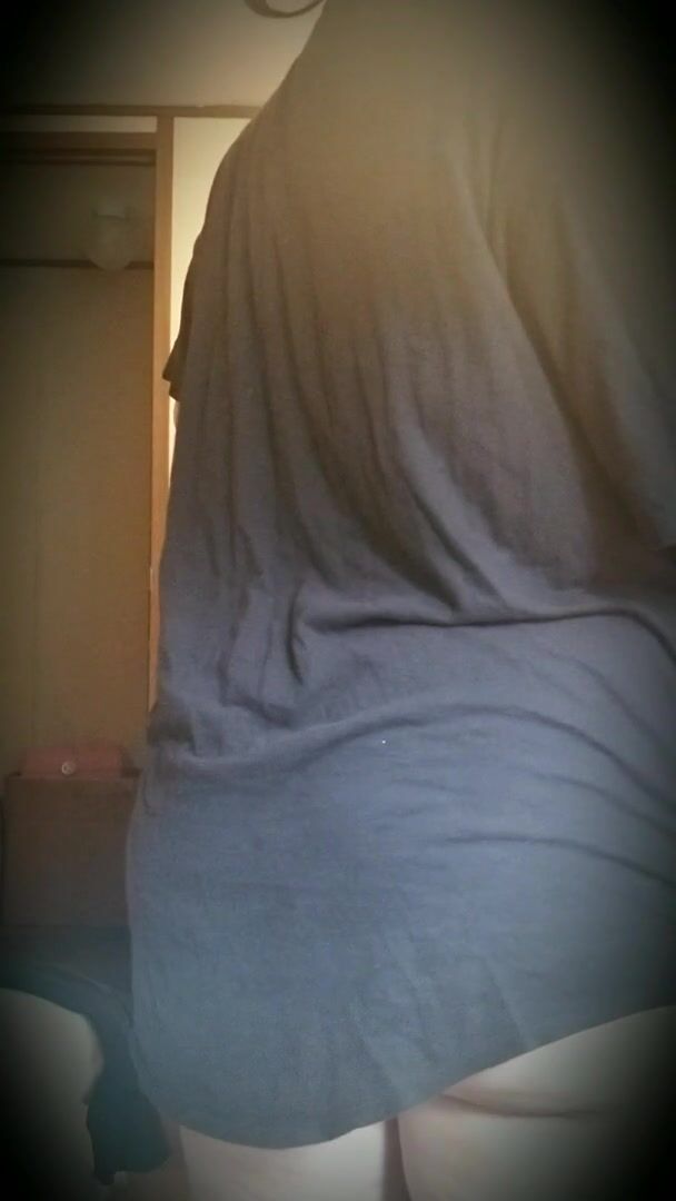 Them booty shorts tho????????