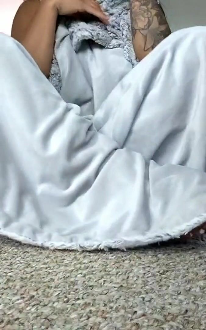 Would you come cuddle me if I asked nicely?