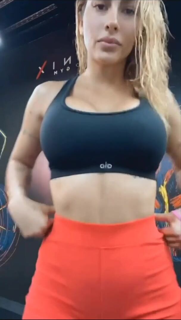 Boobs-Surprise so keep watching ????????